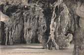 Parc du Grand Cercle, la Grotte (34 Ko)