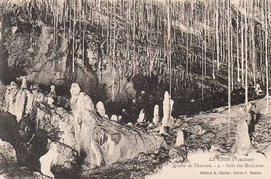 Grotte de Thouzon