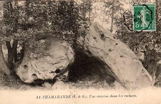Caverne dans les Rochers