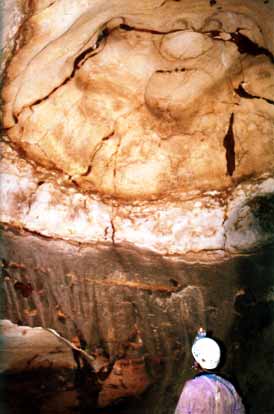 Coupole, lapiaz fossile et cannelures
