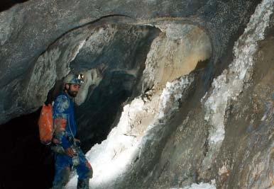 Grotta del Fiume