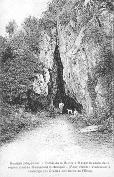 Entrée de la cave à Margot