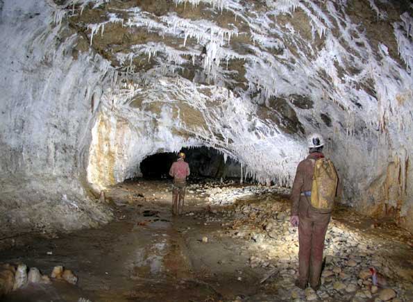 Grotte des Chamois