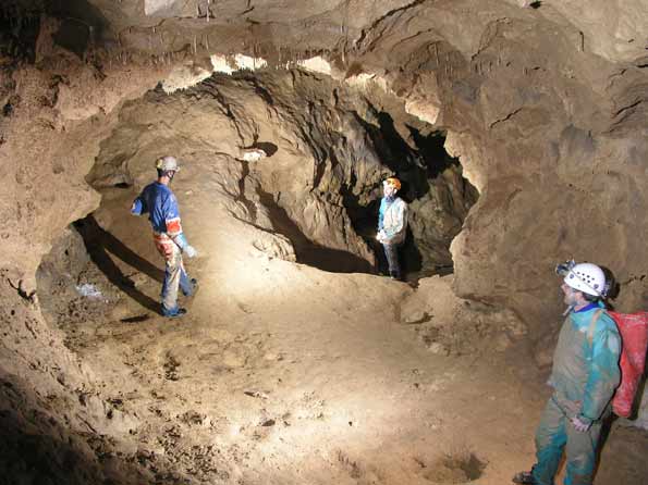 Grotte de Saint-Benoît