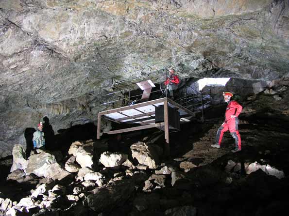 Grotte de Saint-Vincent de l'Ermite)