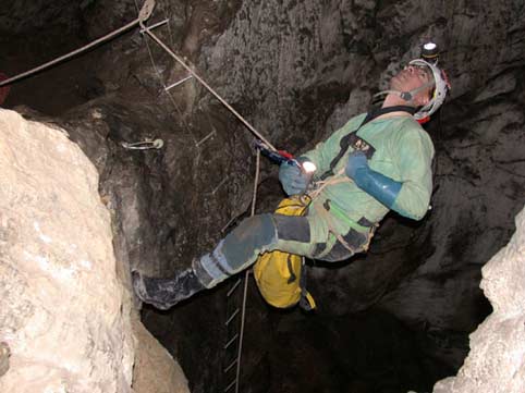 Grotte de Saint-Vincent de l'Ermite)
