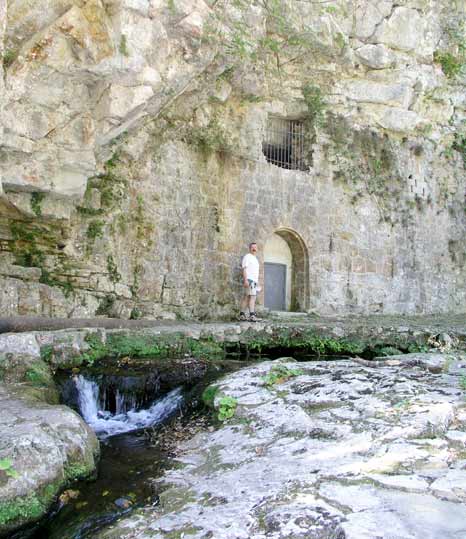 Les Sourcets