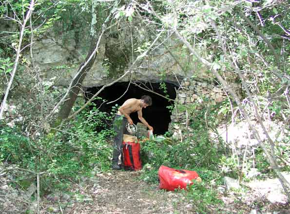 Grotte de la Bartade