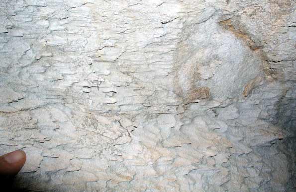 Grotte 2 de la Rouveyrolle