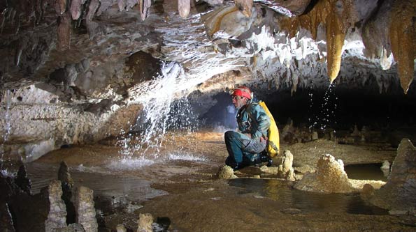 Grotte de Sakany