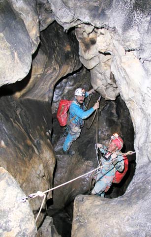 Grotte de Sakany