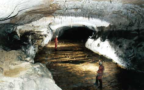 Grotte de Sakany