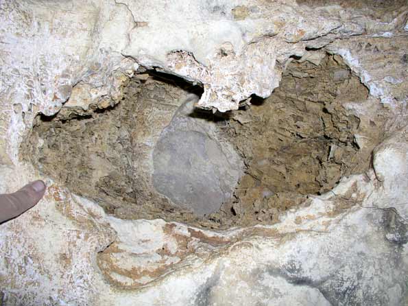 Grotte de l'Adaouste