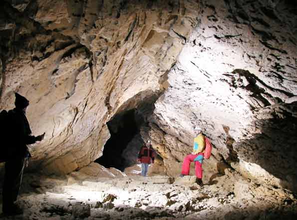 Grotte des Faux-Monnayeurs