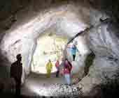 Grotte des Faux-Monnayeurshée