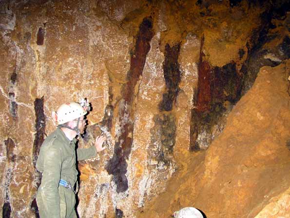 Grotte des Iboussières