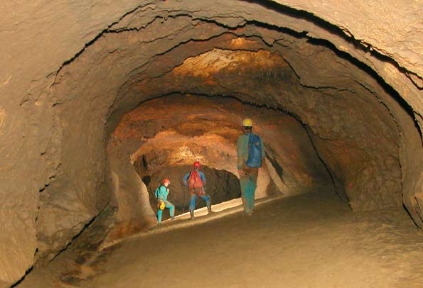 Grotte de Décamagne