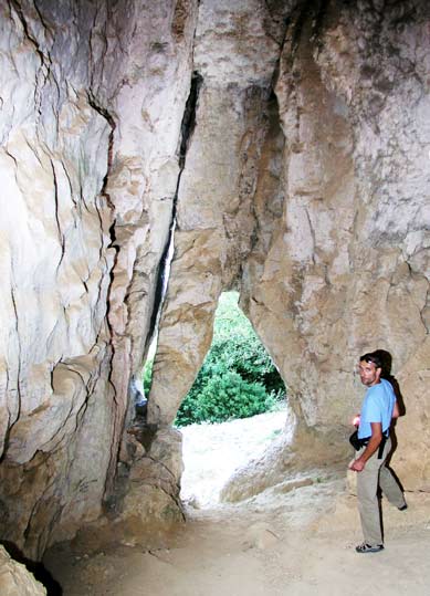 Grotte de Saint-Geniès