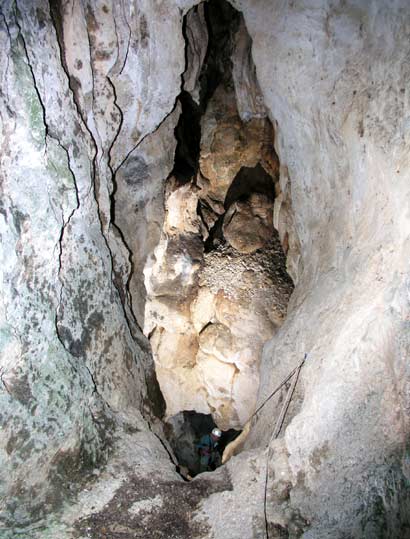 Aven des Neuf Gorges