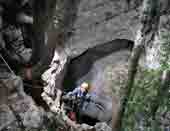 Aven des Neuf Gorges