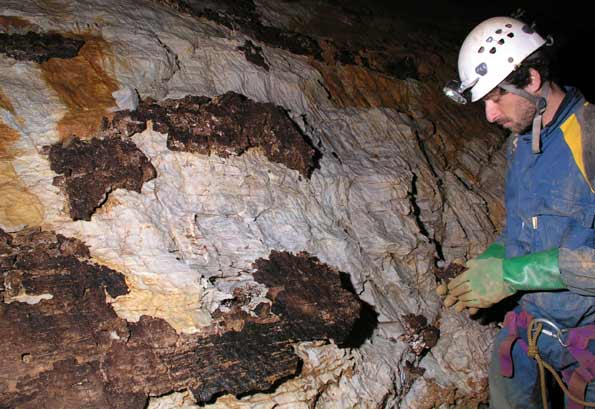 Grotte des Ecossaises