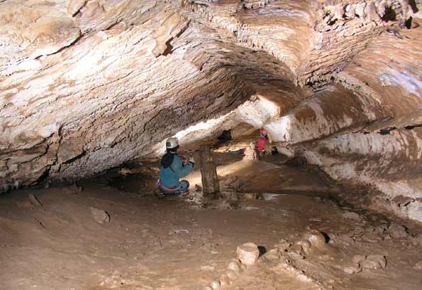 Grotte de la Trayolle