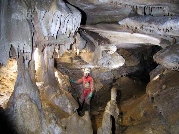 Grotte d'Arréglade