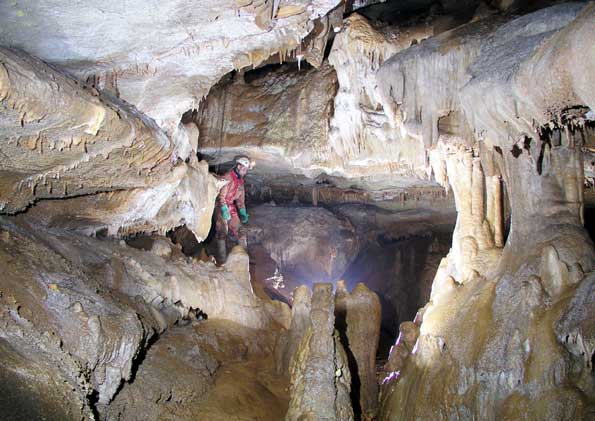 Grotte d'Arréglade