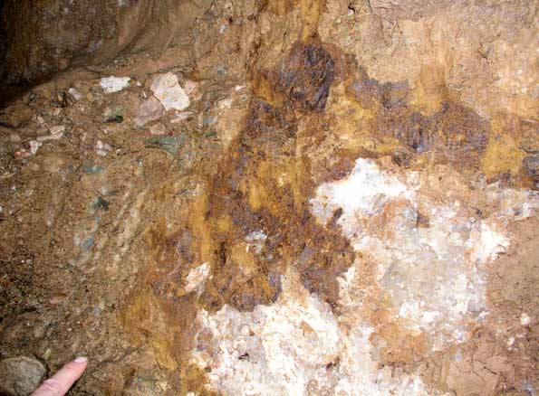 Grotte du Calel