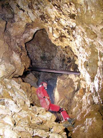 Grotte de Lagnes